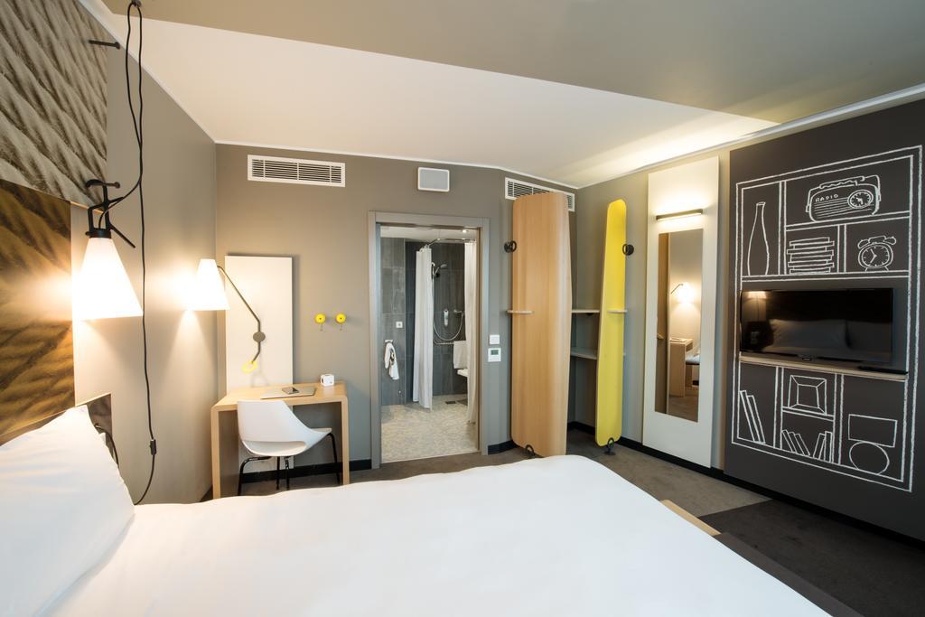 Ibis Gdansk Stare Miasto Exterior photo